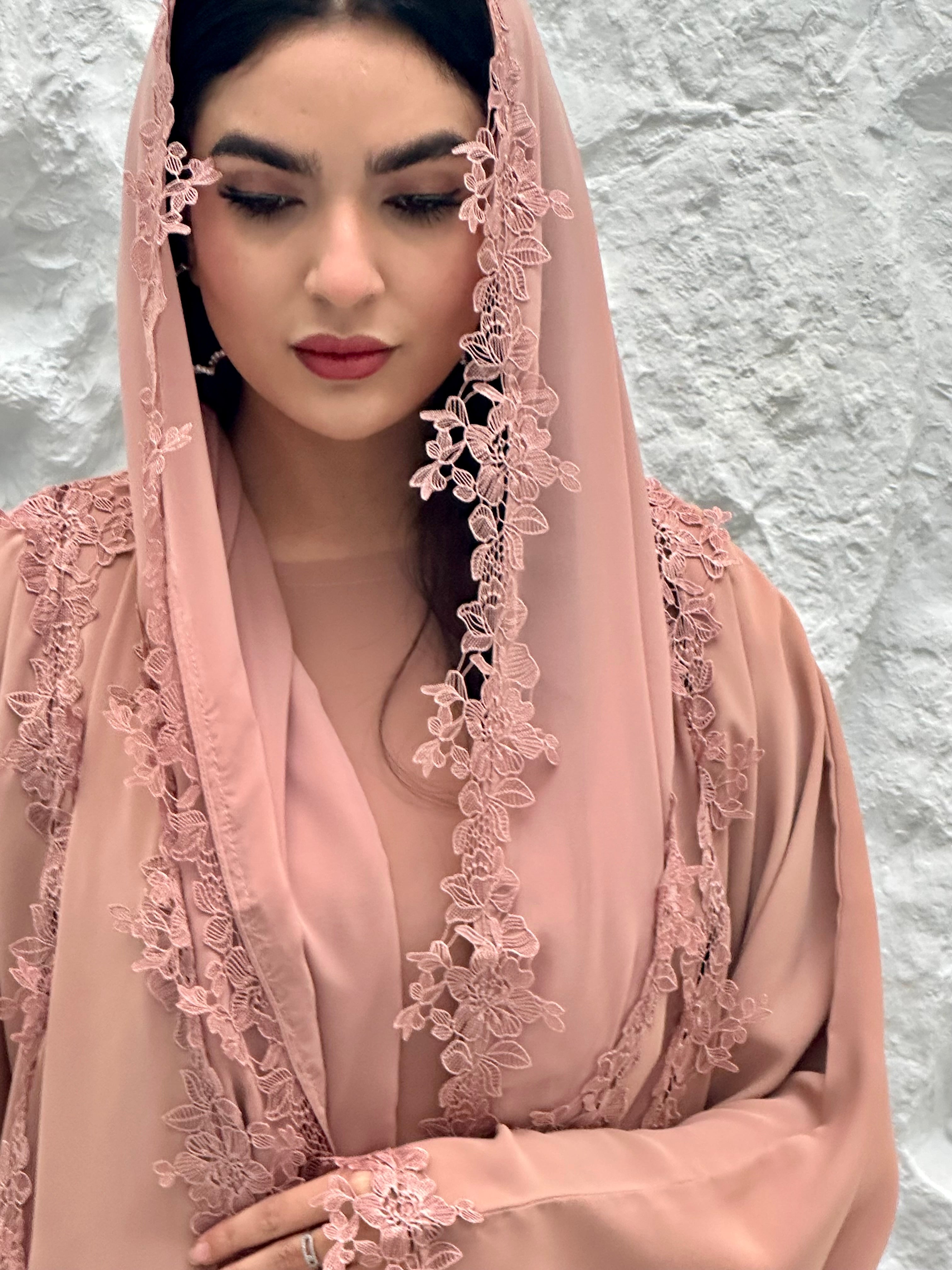 Elegant Lace Abaya in Dusty Pink